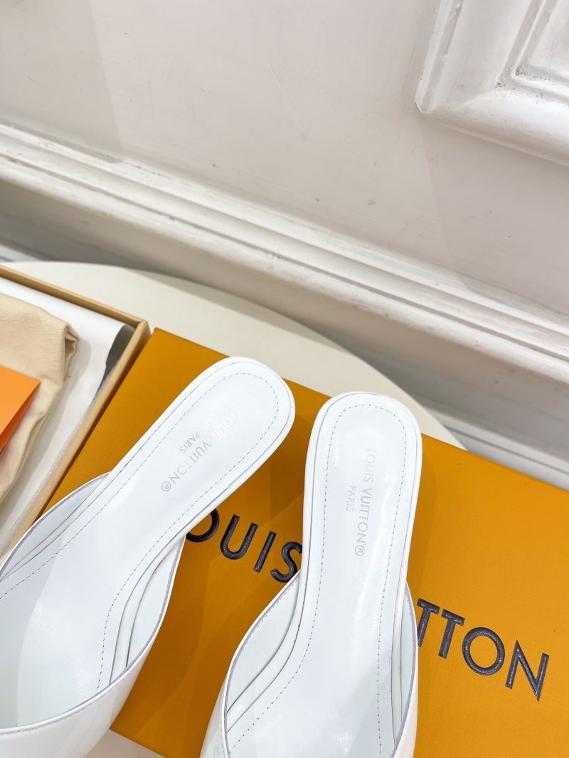 Louis Vuitton Slippers